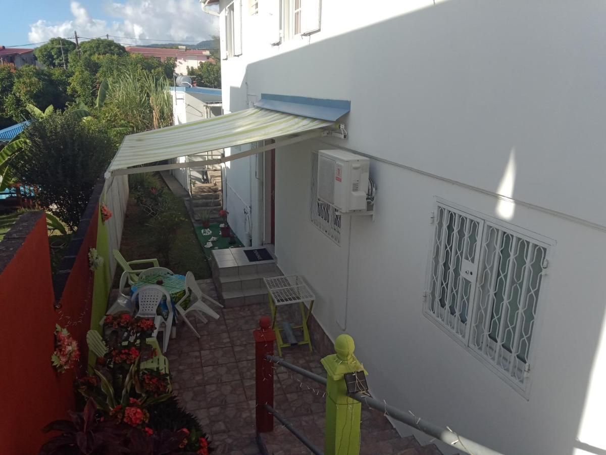 La Casa Binecha Avec Jacuzzi Villa Baillif Buitenkant foto