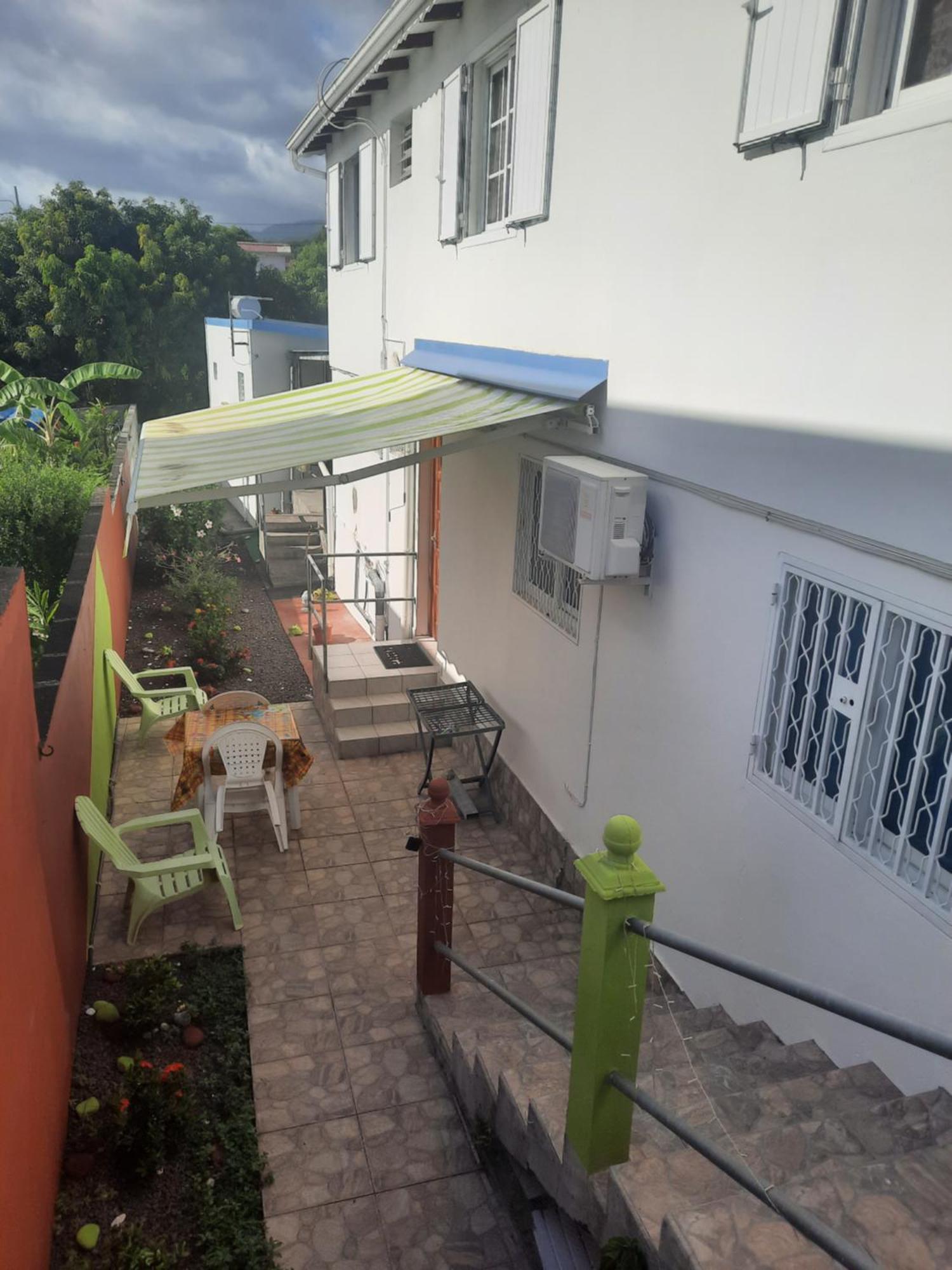 La Casa Binecha Avec Jacuzzi Villa Baillif Buitenkant foto
